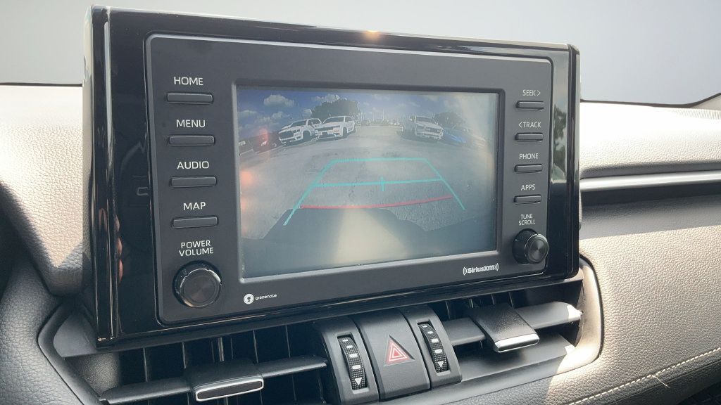 Used 2021 Toyota RAV4 XLE Premium FWD image 12
