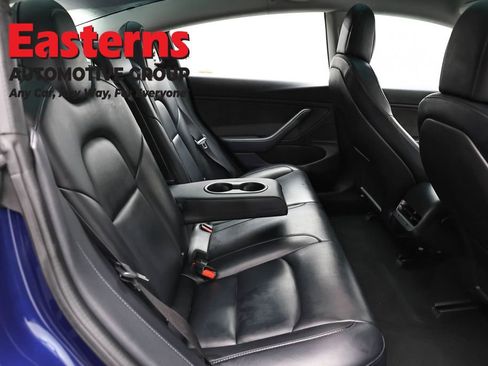 Used 2018 Tesla Model 3 Mid Range RWD image 17