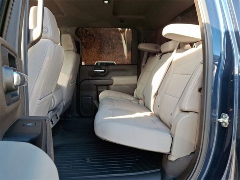 Used 2022 Chevrolet Silverado 3500 LT image 10