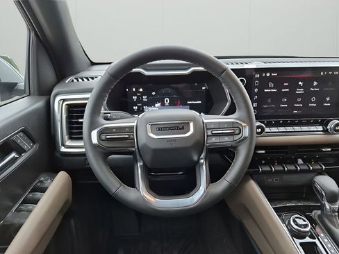 New 2026 GMC Canyon Denali w/ LPO, Denali Black Edition AWD/4WD image 28