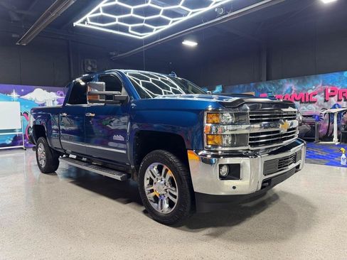 Used 2016 Chevrolet Silverado 2500 High Country w/ Duramax Plus Package AWD/4WD image 8