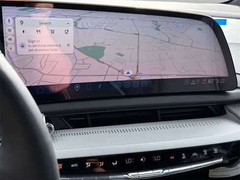 Used 2025 Cadillac Optiq Luxury 1 image 6