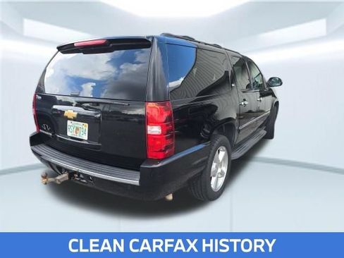 Used 2013 Chevrolet Suburban LTZ RWD image 3