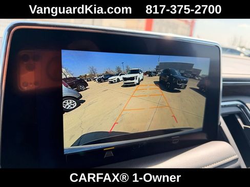 Used 2023 Chevrolet Suburban Premier image 21