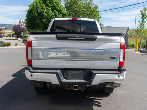 Used 2017 Ford F350 Platinum w/ Platinum Ultimate Package AWD/4WD image 6