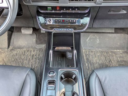 Used 2023 Lincoln Corsair Reserve w/ Equipment Group 201A AWD/4WD image 20