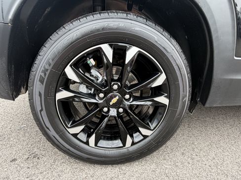 Used 2023 Chevrolet TrailBlazer LT FWD image 6