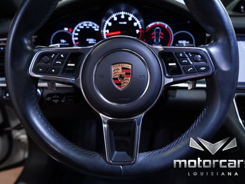 Used 2019 Porsche Panamera 4 AWD/4WD image 34