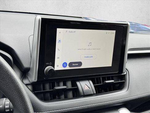 Used 2025 Toyota RAV4 XLE image 13