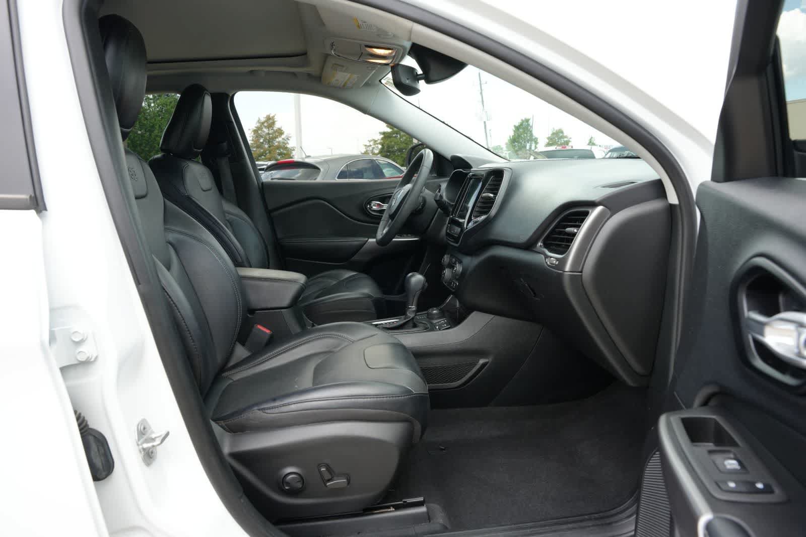 Used 2022 Jeep Cherokee Limited AWD/4WD image 21