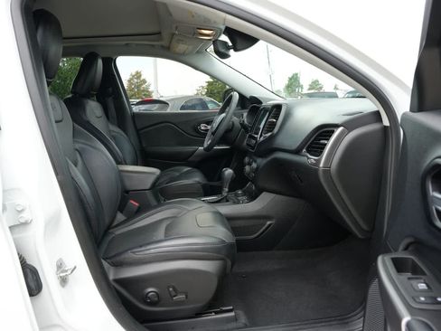 Used 2022 Jeep Cherokee Limited AWD/4WD image 21
