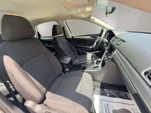 Used 2016 Volkswagen Passat 1.8T S FWD image 11