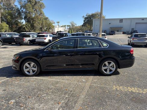 Used 2015 Volkswagen Passat 1.8T Limited Edition image 2