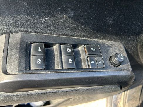 Used 2022 Toyota Tacoma TRD Sport image 16