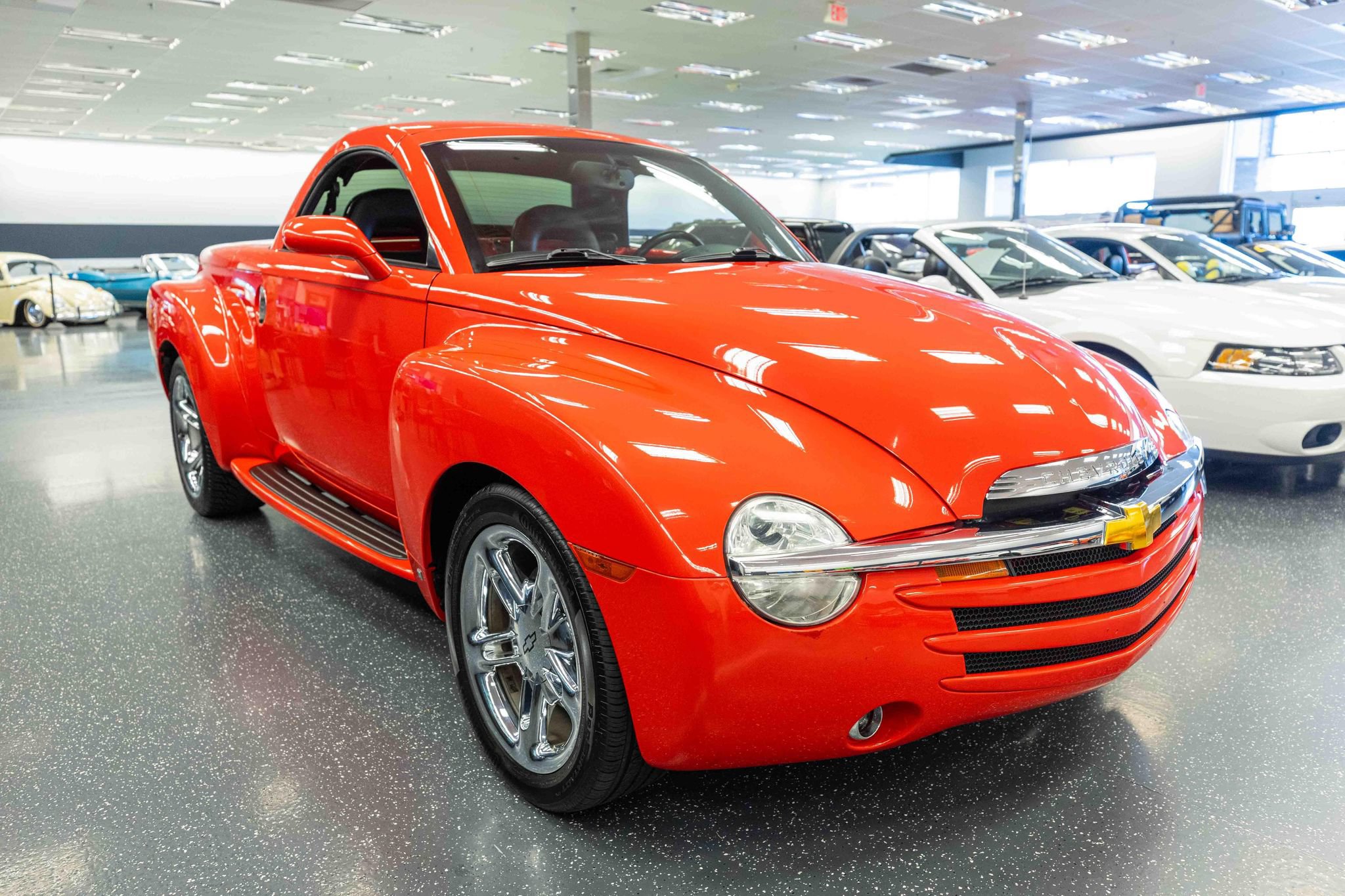 Used 2006 Chevrolet SSR w/ Preferred Equipment Group RWD image 3