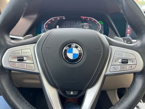 Used 2019 BMW X7 xDrive40i w/ Premium Package AWD/4WD image 22