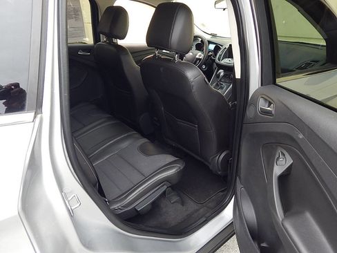 Used 2014 Ford Escape SE w/ SE Chrome Package image 18