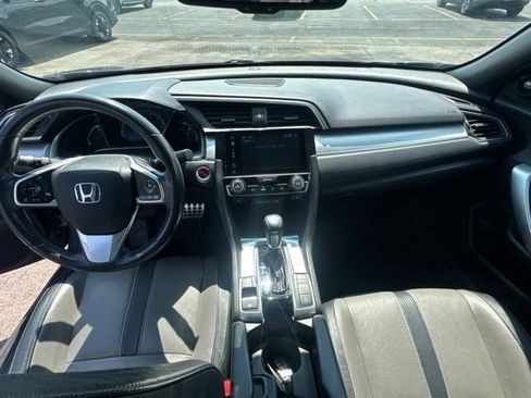 Used 2016 Honda Civic Touring image 12