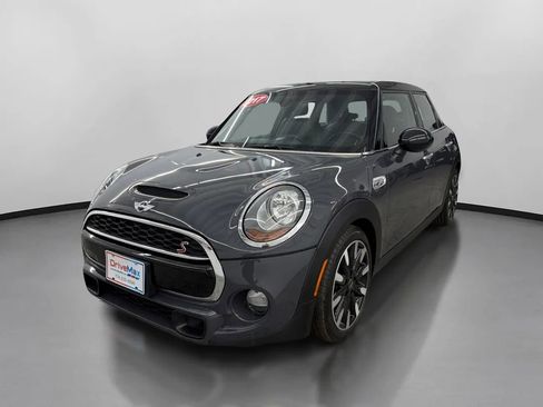 Used 2017 MINI Cooper S FWD image 4