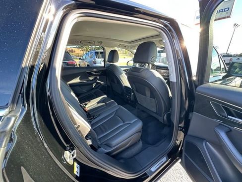 Used 2023 Audi Q7 3.0T Premium Plus image 17