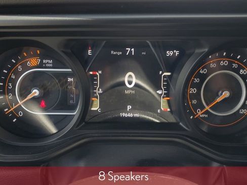 Used 2025 Jeep Wrangler Unlimited Sahara w/ Technology Group AWD/4WD image 18
