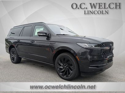 New 2025 Lincoln Navigator L Reserve w/ Jet Appearance Package