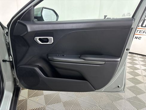 Used 2026 Kia K4 FWD image 25
