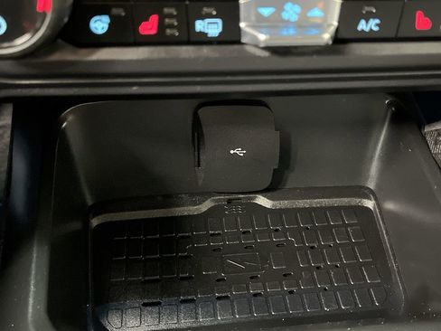 Certified 2024 Ford Bronco Outer Banks image 23