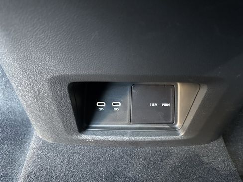 Used 2024 Volkswagen Atlas Peak Edition SEL image 41