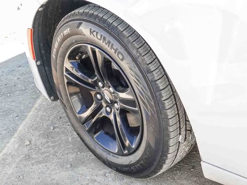 Used 2020 Dodge Charger SXT image 19