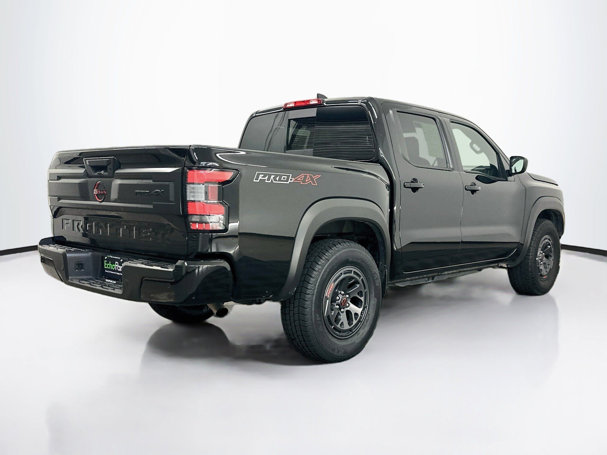 Used 2026 Nissan Frontier PRO-4X AWD/4WD image 9