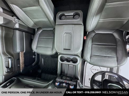 Used 2020 GMC Sierra 3500 Denali w/ Denali Ultimate Package image 23