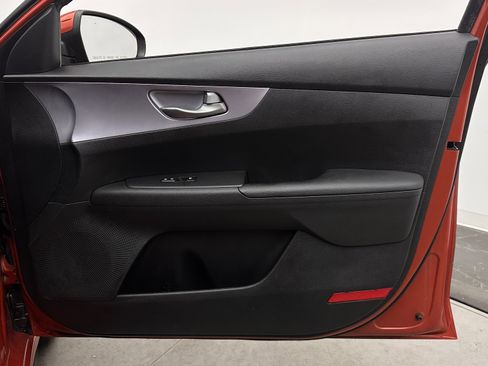 Used 2022 Kia Forte LXS image 31