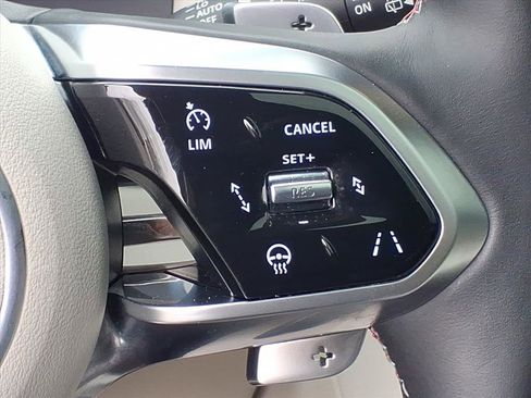 Certified 2024 Jaguar F-PACE SVR image 15