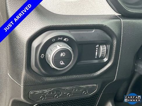 Certified 2024 Jeep Gladiator Sport AWD/4WD image 27