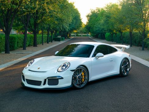 Used 2015 Porsche 911 GT3 RWD image 18