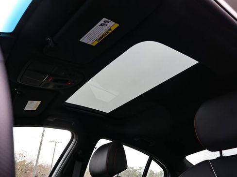 Used 2025 Genesis G70 2.5T w/ Sport Prestige Package image 35