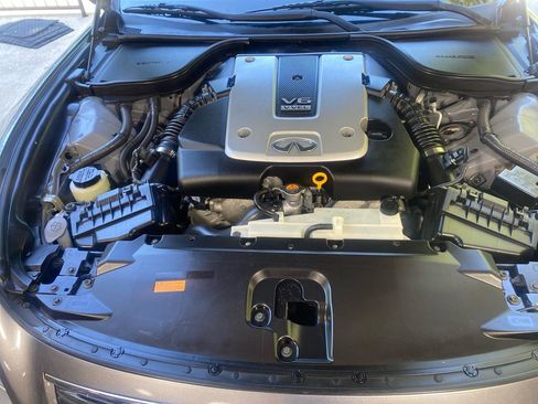 Used 2013 INFINITI G37 Convertible w/ Premium Pkg RWD image 41