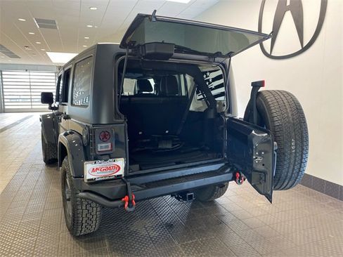 Used 2018 Jeep Wrangler Unlimited Sport image 24