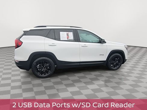 Used 2023 GMC Terrain AT4 image 10