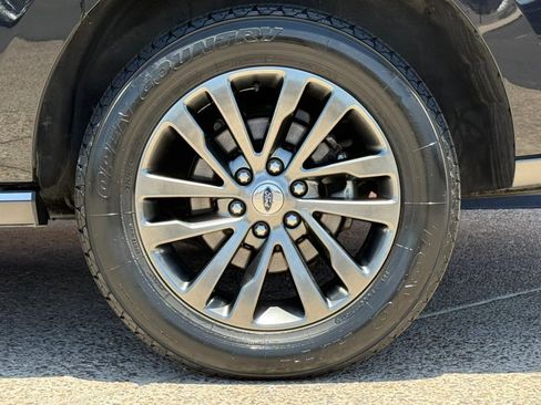 Used 2020 Ford Expedition Max Limited AWD/4WD image 27