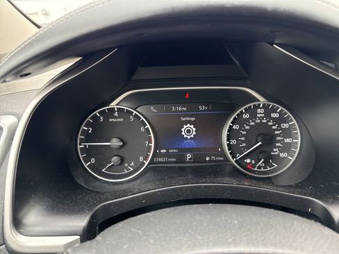 Used 2018 Nissan Murano SV w/ Cargo Package image 9