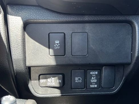 Certified 2023 Toyota Tacoma TRD Sport image 24