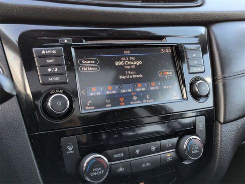 Used 2020 Nissan Rogue SL w/ Premium Package image 12