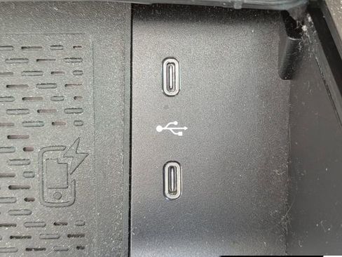 Used 2024 Mercedes-Benz GLS 63 AMG 4MATIC image 23