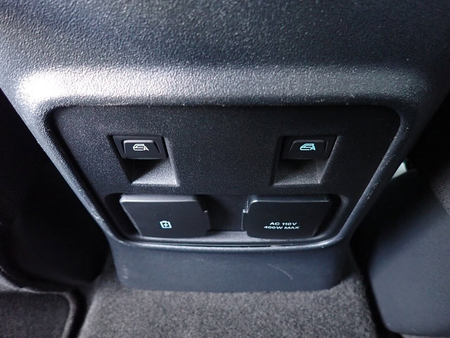 Used 2023 Ford Bronco Outer Banks AWD/4WD image 14