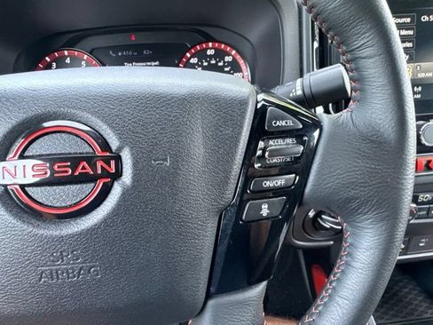 Used 2025 Nissan Frontier PRO-4X AWD/4WD image 23