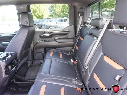 Used 2024 GMC Sierra 1500 AT4 w/ Technology Package AWD/4WD image 57