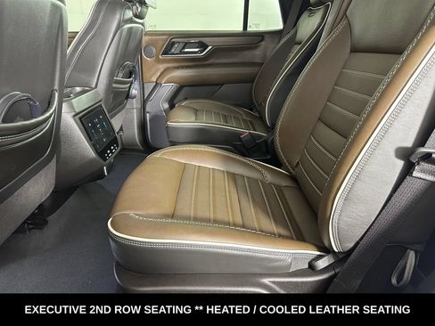 Used 2025 GMC Yukon Denali Ultimate AWD/4WD image 27