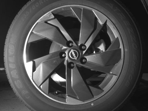 Used 2025 Nissan Rogue SV image 13